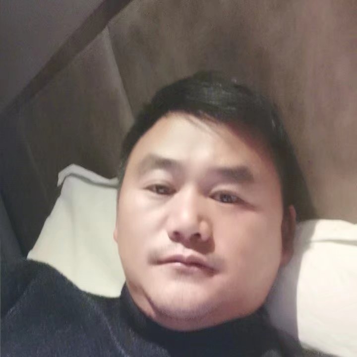 奔跑的第四张照片--西昌残疾人相亲网
